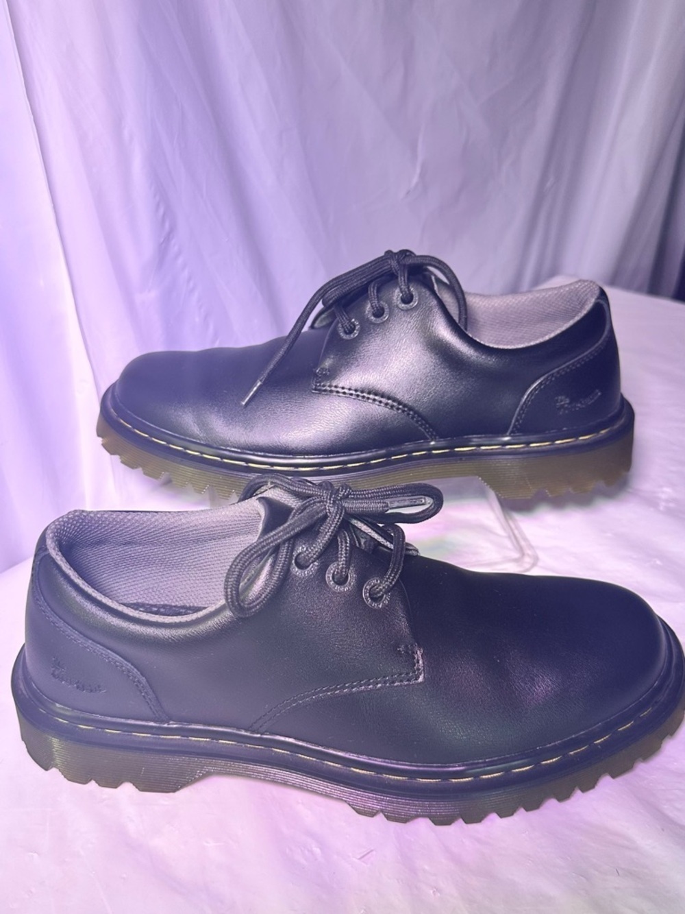Dr. Martens Men's Black Leather 3-Eye Derby Shoes - Picture 3 of 12
